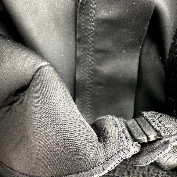 Victoria's Secret Knockout Front-Close Sports Bra Zip Up Padded Black 34C - Picture 3 of 9